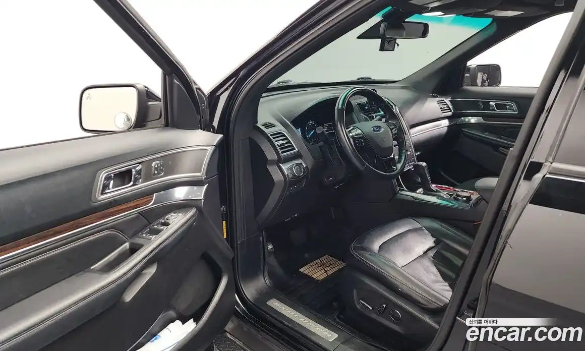 Ford Explorer 2016 2.3 Автомат в Москве № 281533, фото 9
