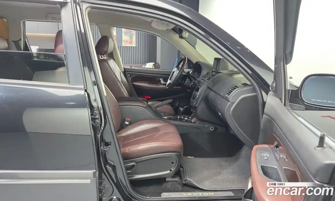 SsangYong Rexton 2011 2.0 Автомат в Москве № 28543, фото 4