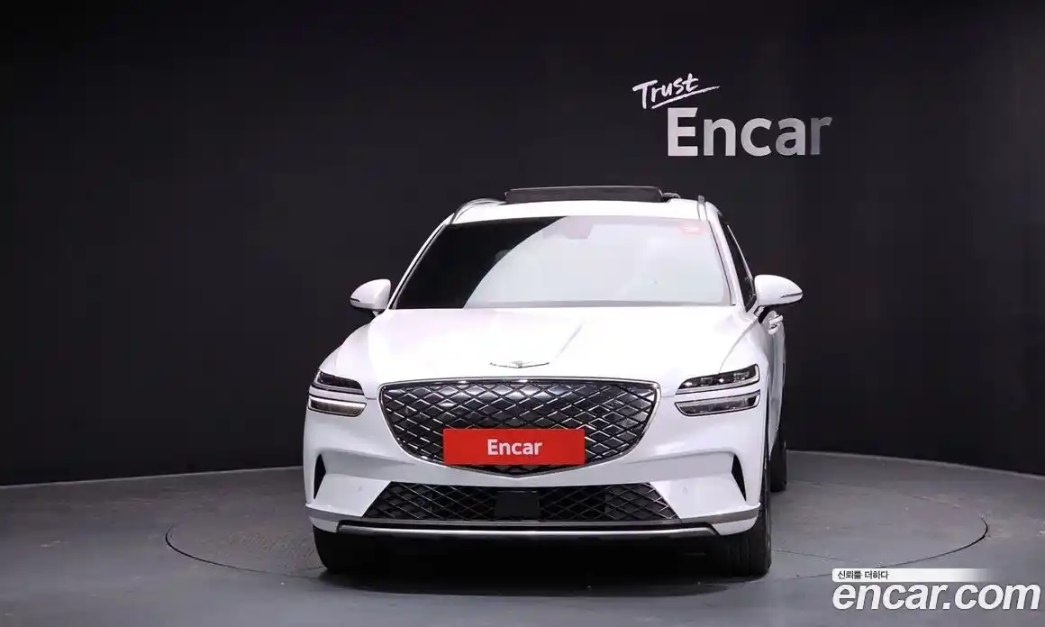 Genesis GV70 2022 0.1 Автомат в Москве № 289096, фото 6