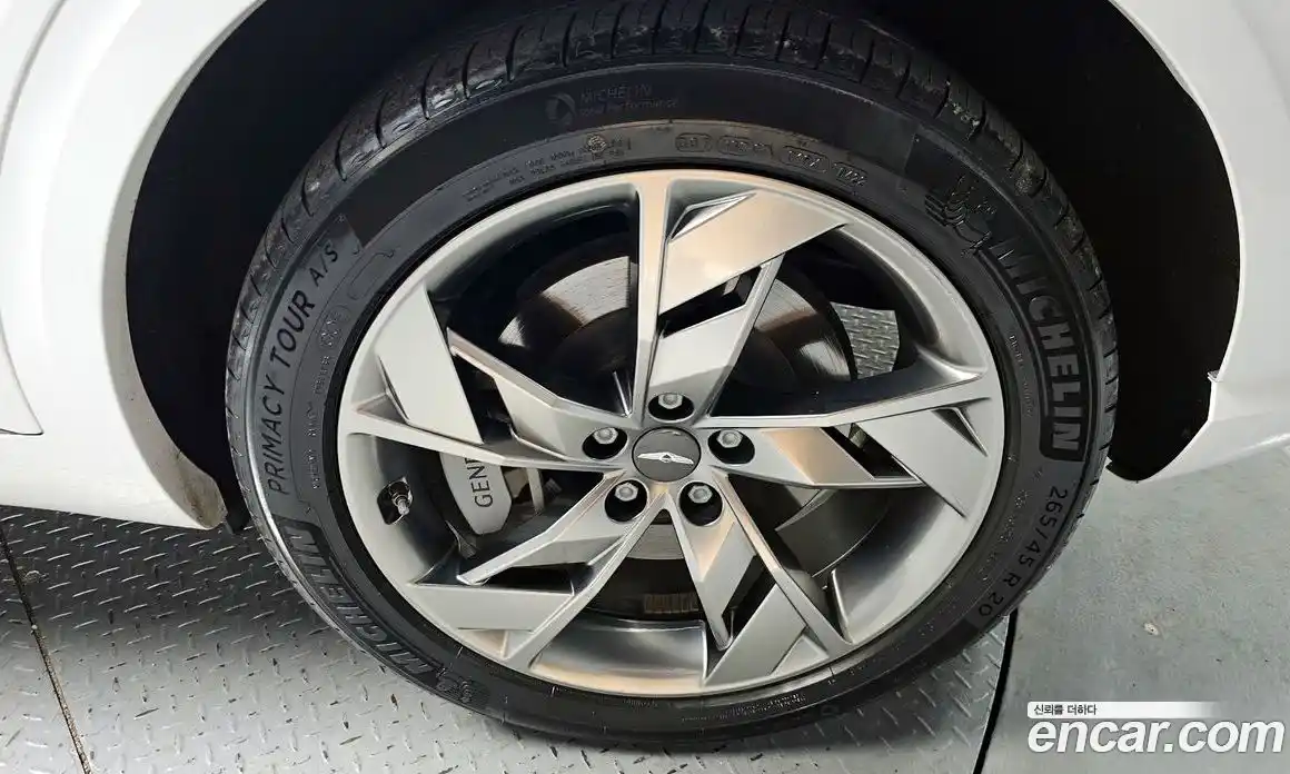 Genesis GV70 2022 0.1 Автомат в Москве № 289096, фото 7