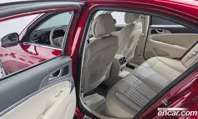 Genesis G70 2022 2.0 Автомат в Москве № 289260, миниатюра 11