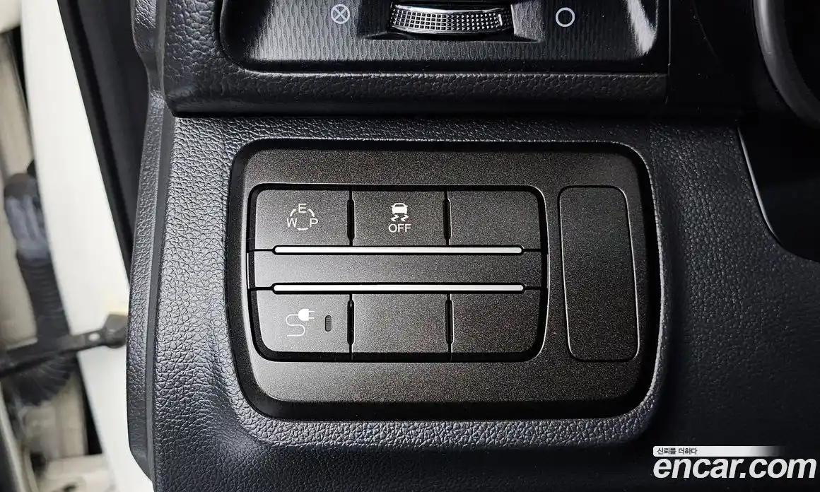 SsangYong TIBOLI 2016 1.6 Автомат в Москве № 29218, фото 4