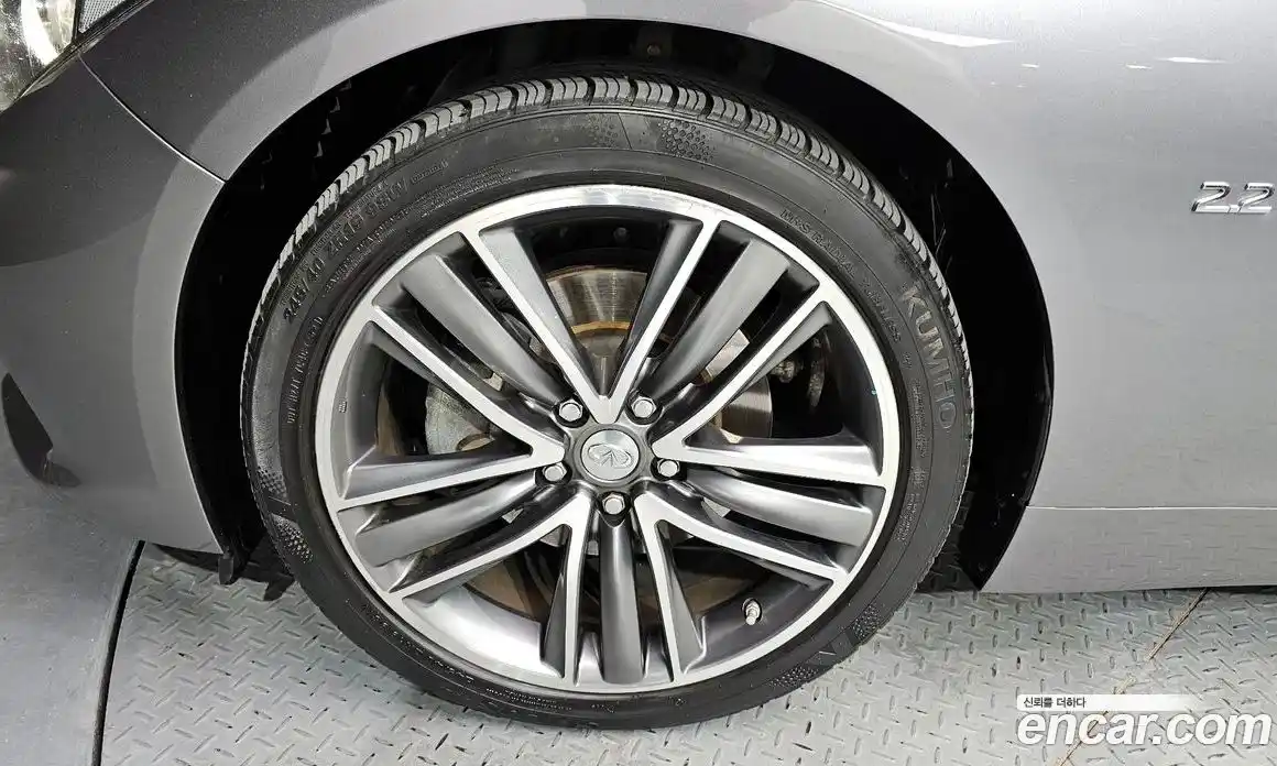 Infiniti Q50 2016 2.1 Автомат в Москве № 295727, фото 17