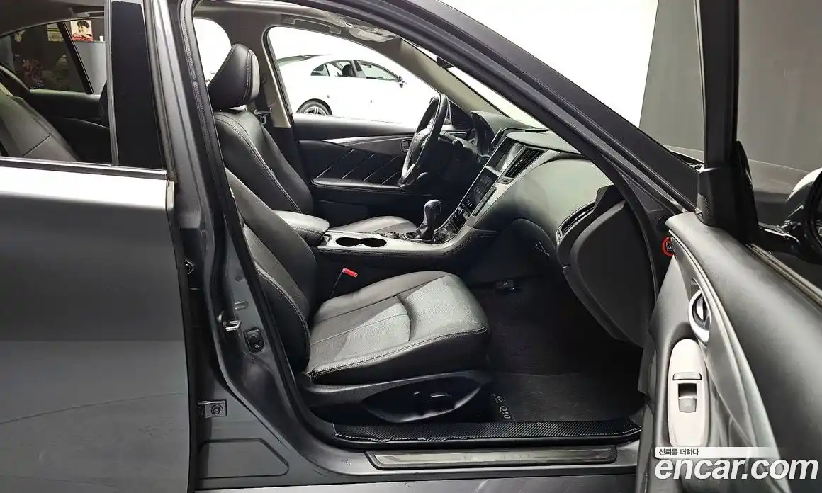 Infiniti Q50 2016 2.1 Автомат в Москве № 295727, фото 20