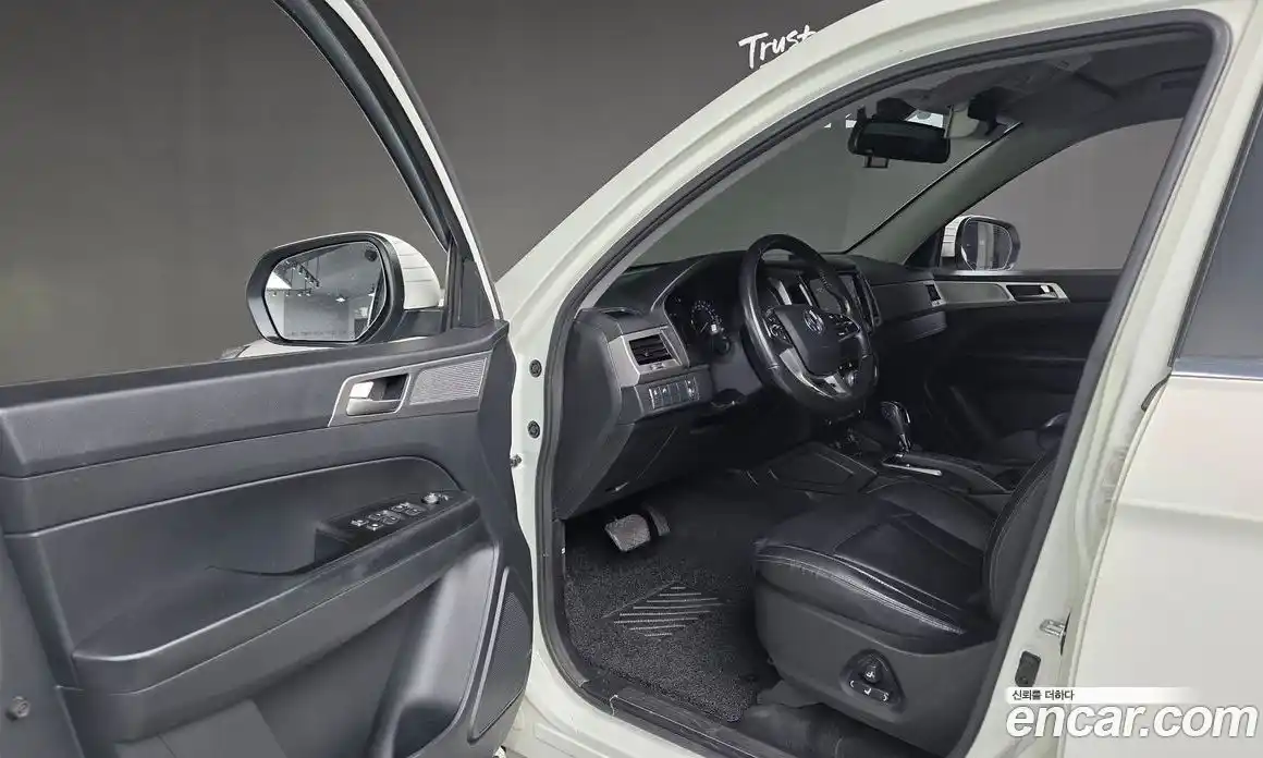 SsangYong Rexton 2018 2.2 Автомат в Москве № 29988, фото 20