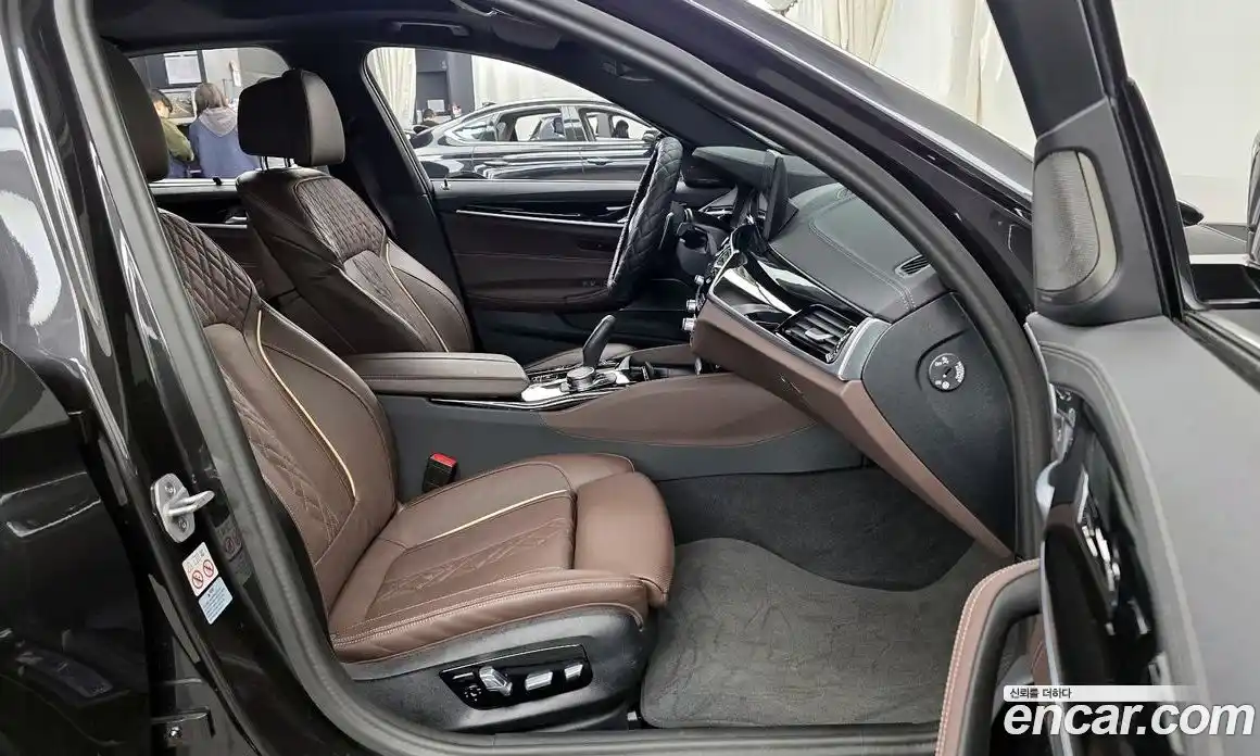 BMW 5-Series 2023 2.0 Автомат в Москве № 302425, фото 14