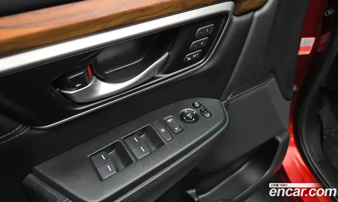 Honda CR-V 2019 1.5 Автомат в Москве № 302909, фото 3