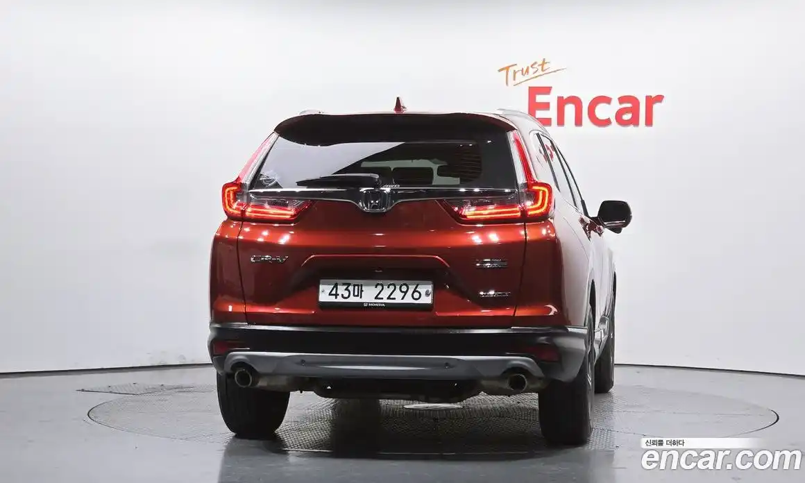 Honda CR-V 2019 1.5 Автомат в Москве № 302909, фото 4