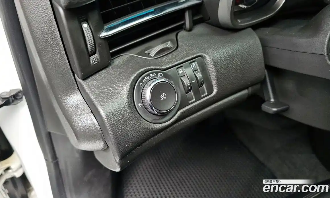 Chevrolet Malibu 2015 2.0 Автомат в Москве № 331785, фото 17