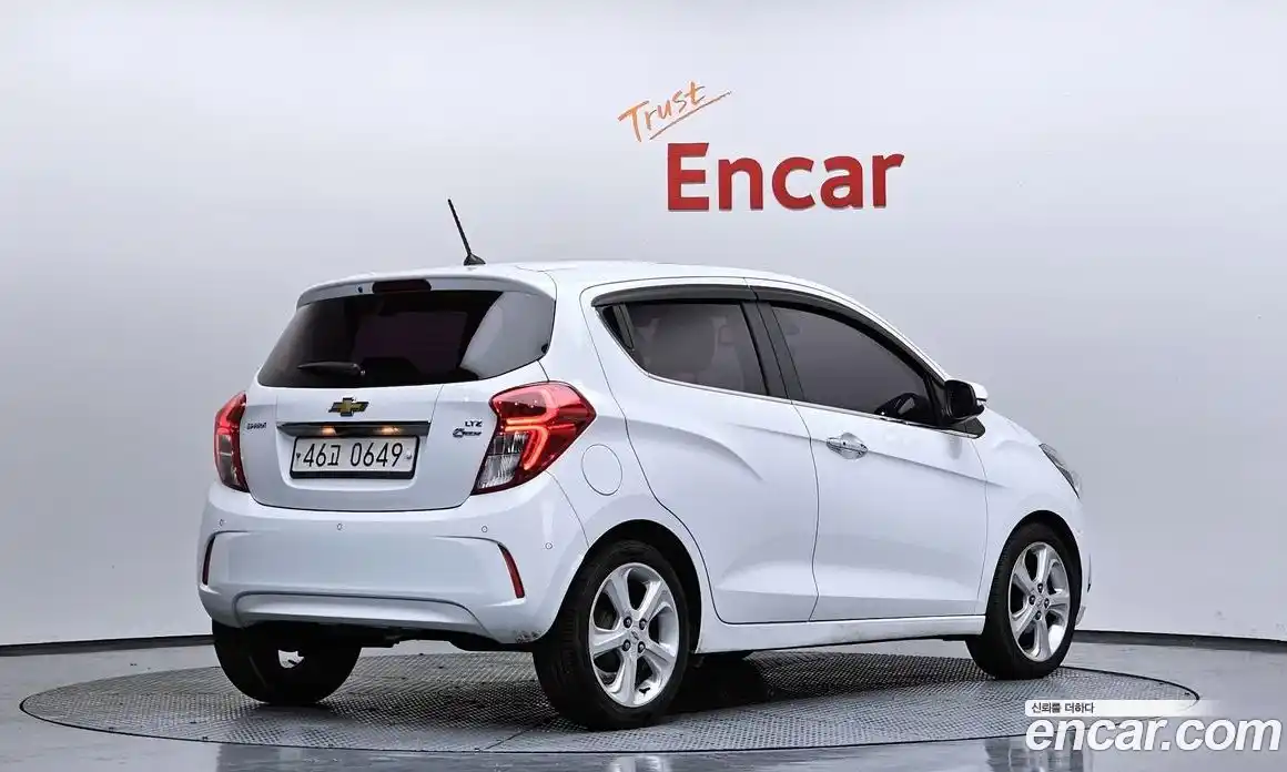 Chevrolet Spark 2016 1.0 Автомат в Москве № 332120, фото 17