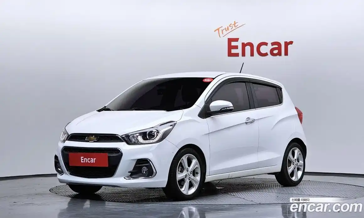 Chevrolet Spark 2016 1.0 Автомат в Москве № 332120, фото 7