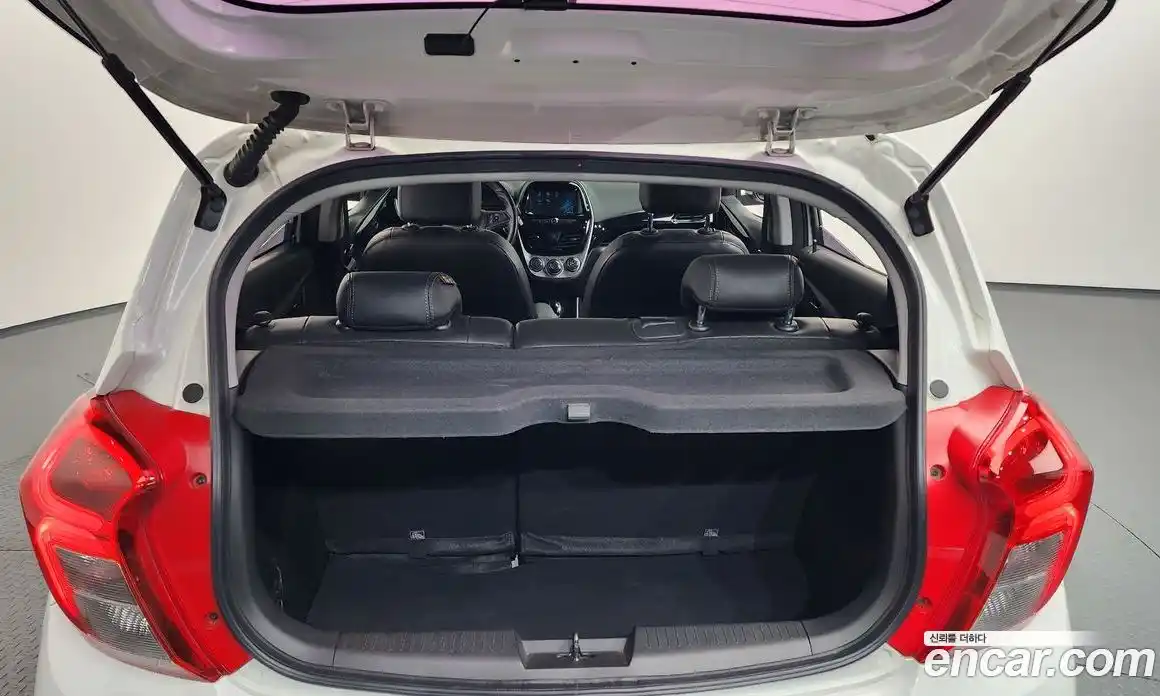 Chevrolet Spark 2016 1.0 Автомат в Москве № 332120, фото 10