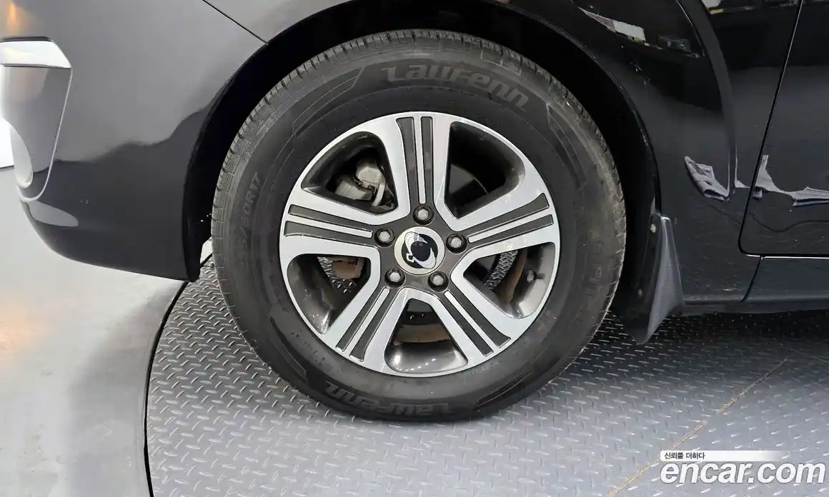 SsangYong Korando 2015 2.0 Автомат в Москве № 36351, фото 3