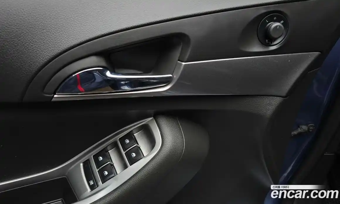 Chevrolet Orlando 2014 2.0 Автомат в Москве № 37938, фото 9