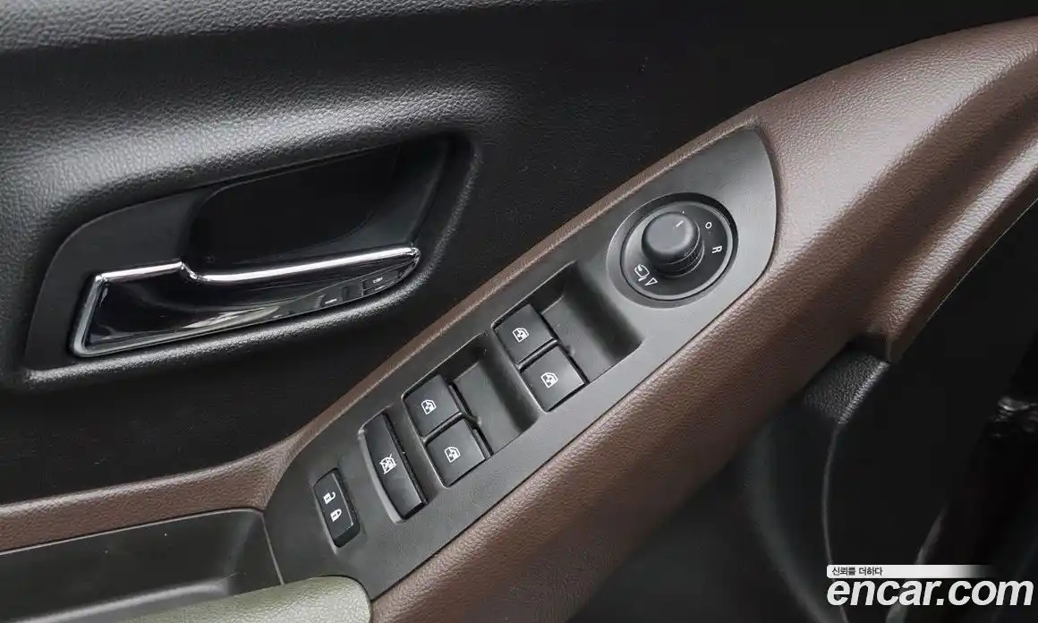 Chevrolet Trax 2015 1.4 Автомат в Москве № 38613, фото 18