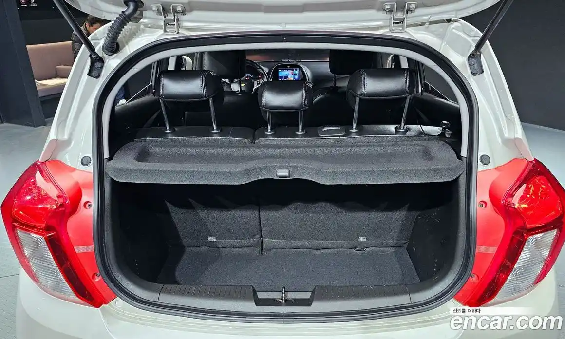 Chevrolet Spark 2017 1.0 Автомат в Москве № 38645, фото 17