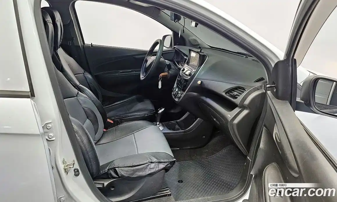 Chevrolet Spark 2017 1.0 Автомат в Москве № 39049, фото 12