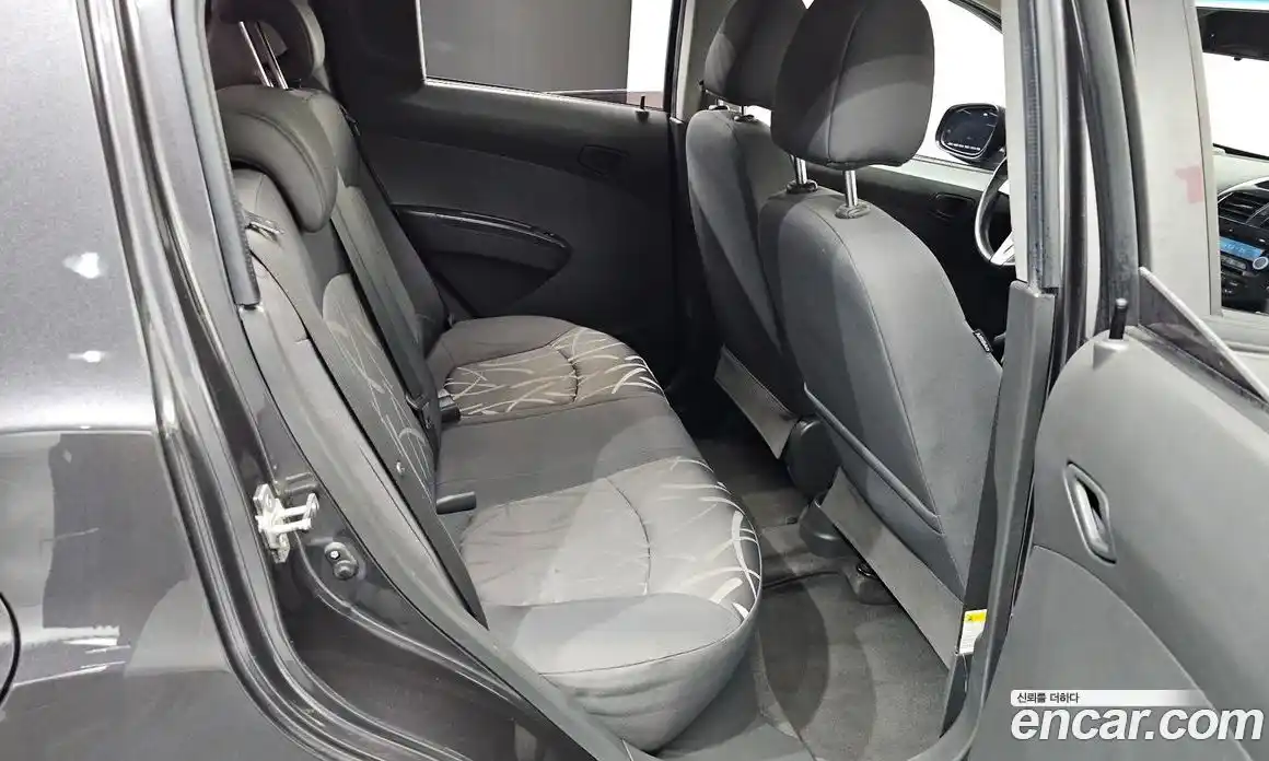 Chevrolet Spark 2015 1.0 Автомат в Москве № 39531, фото 11