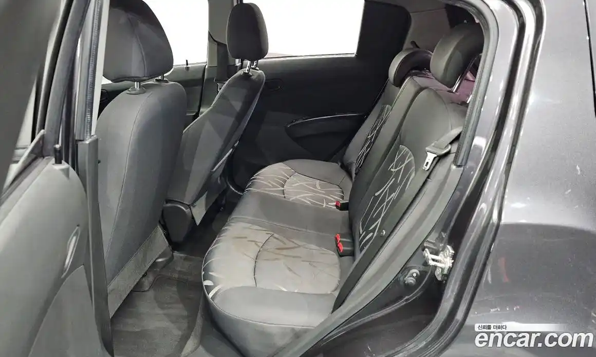 Chevrolet Spark 2015 1.0 Автомат в Москве № 39531, фото 15