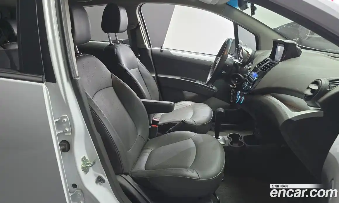 Chevrolet Spark 2014 1.0 Автомат в Москве № 41111, фото 5