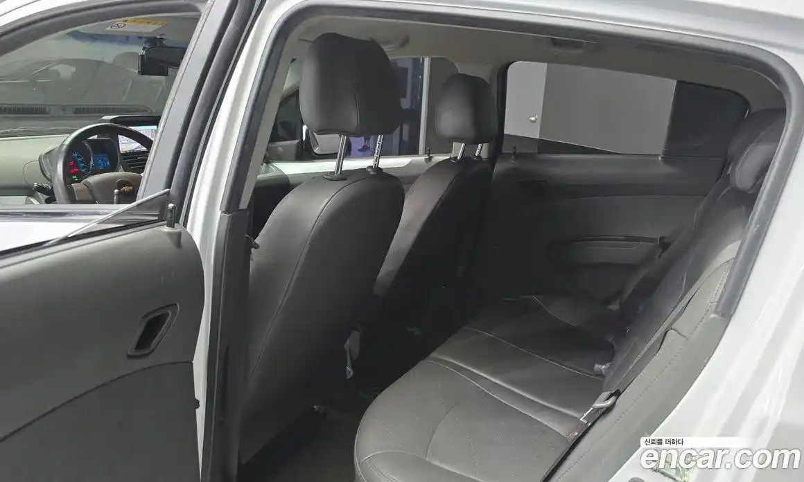 Chevrolet Spark 2014 1.0 Автомат в Москве № 41111, фото 8