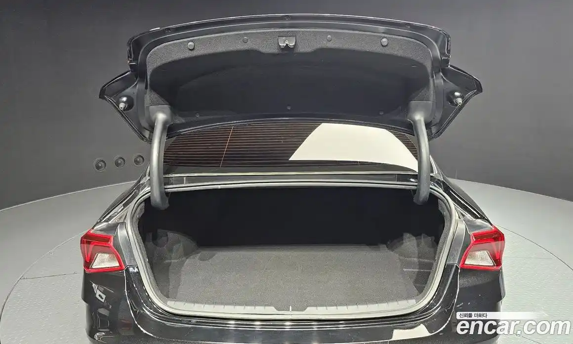 Kia K5 2022 2.0 Автомат в Москве № 4510, фото 4