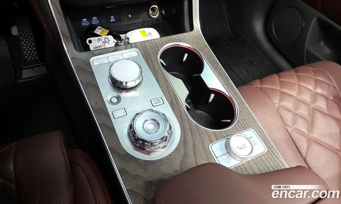 Genesis GV80 2024 2.5 Автомат в Москве № 56685, фото 3