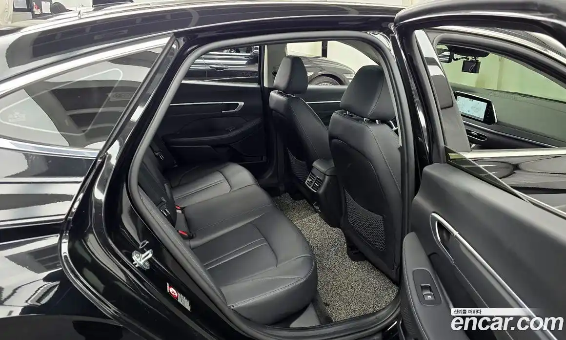 Hyundai Sonata 2022 1.6 Автомат в Москве № 7557, фото 14