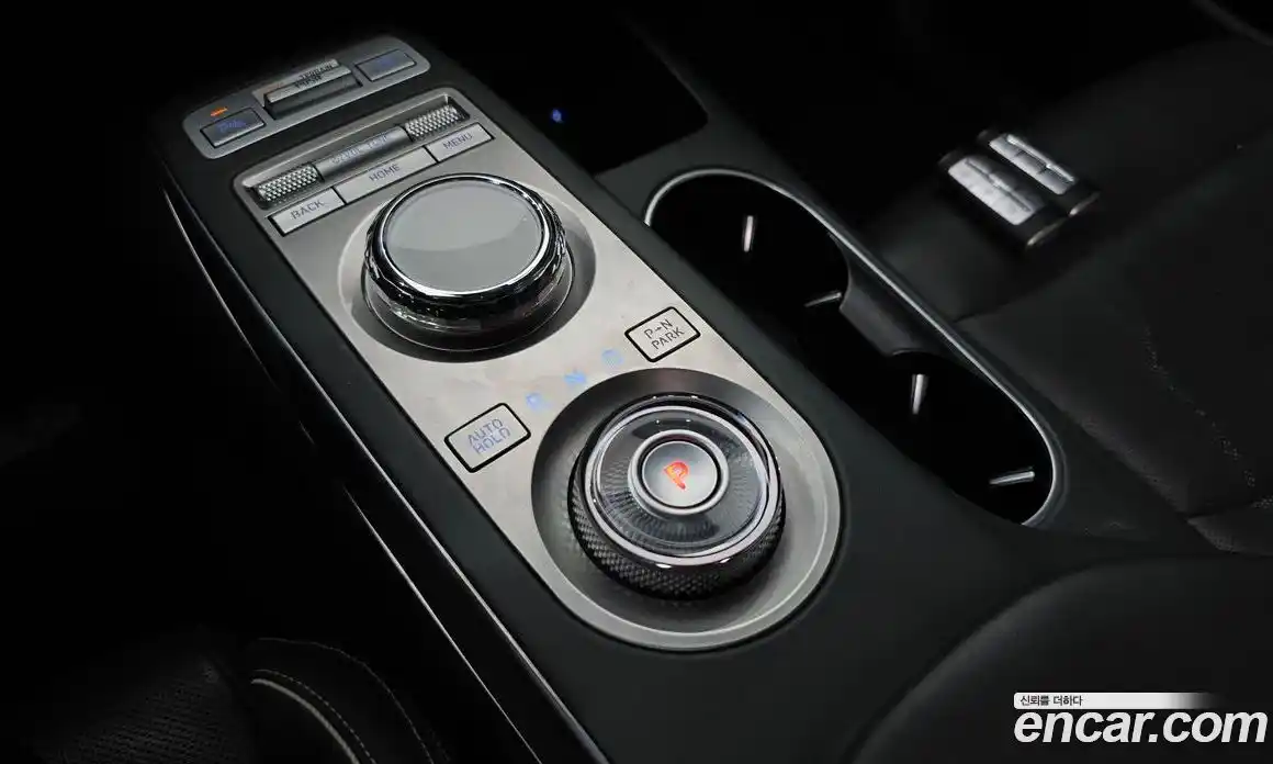 Genesis GV70 2022 0.1 Автомат в Москве № 82655, фото 16