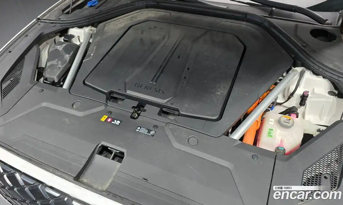 Genesis GV70 2022 0.1 Автомат в Москве № 82655, фото 10