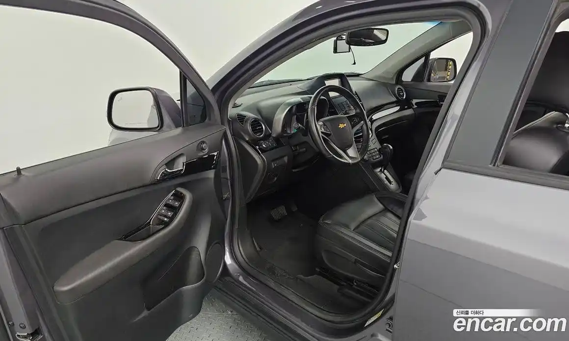 Chevrolet Orlando 2014 2.0 Автомат в Москве № 83959, фото 15