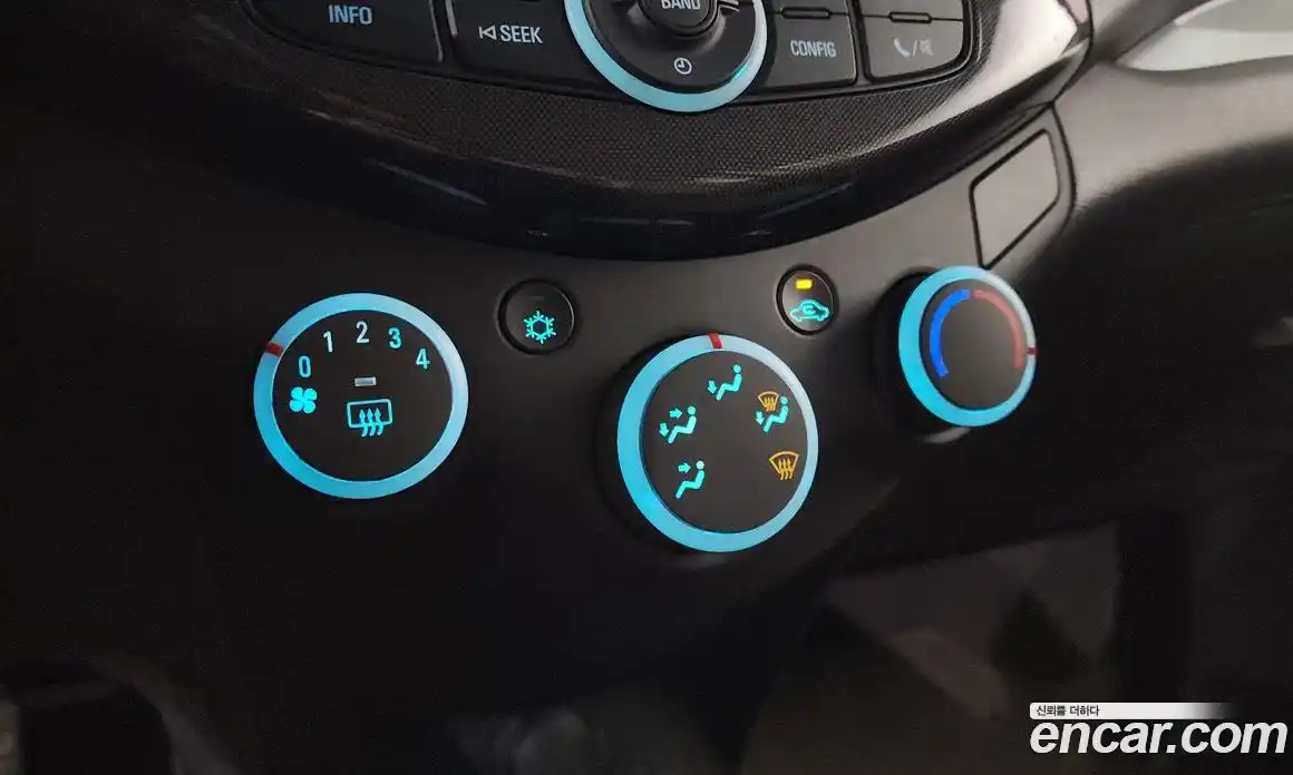 Chevrolet Spark 2014 1.0 Автомат в Москве № 84182, фото 16