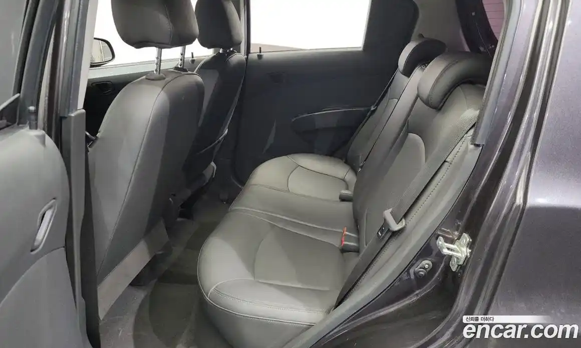 Chevrolet Spark 2014 1.0 Автомат в Москве № 84182, фото 20