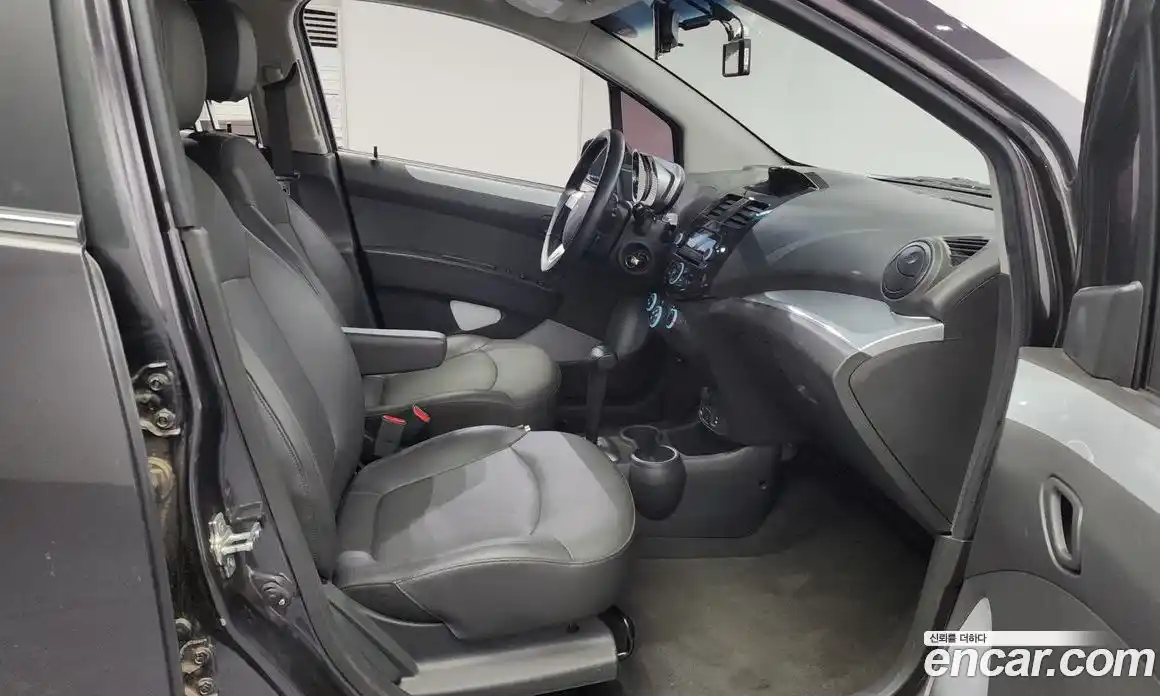 Chevrolet Spark 2014 1.0 Автомат в Москве № 84182, фото 9