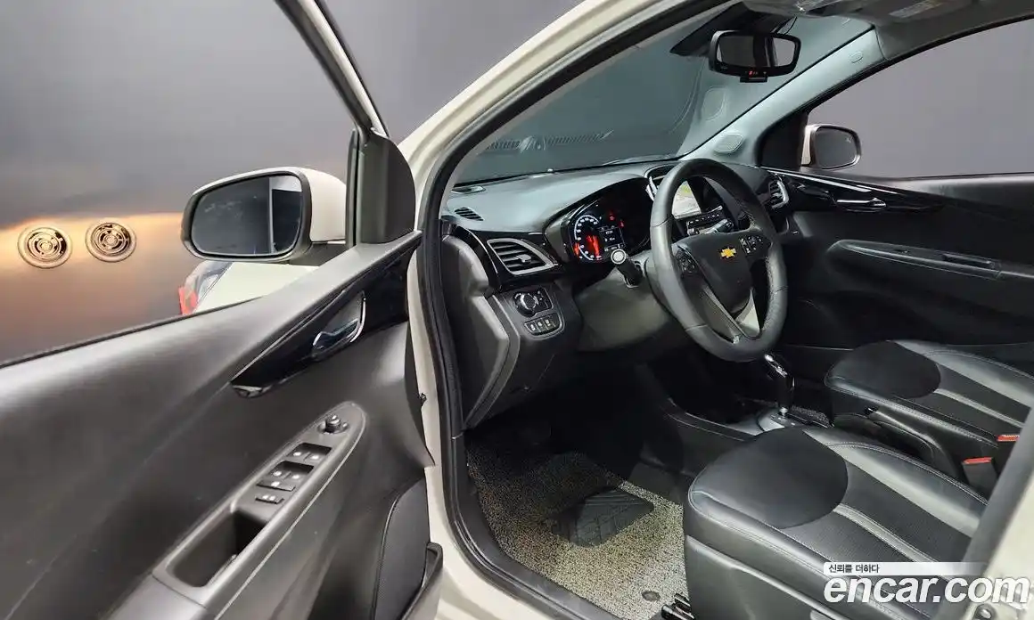 Chevrolet Spark 2021 1.0 Автомат в Москве № 85102, фото 19