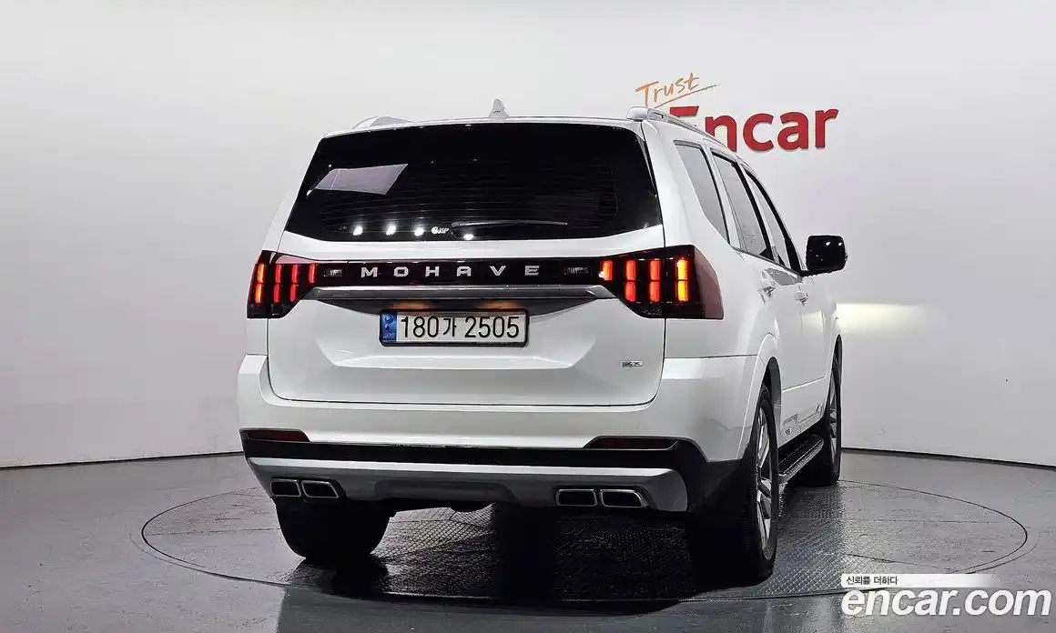 Kia Mohave 2023 3.0 Автомат в Москве № 92635, фото 10