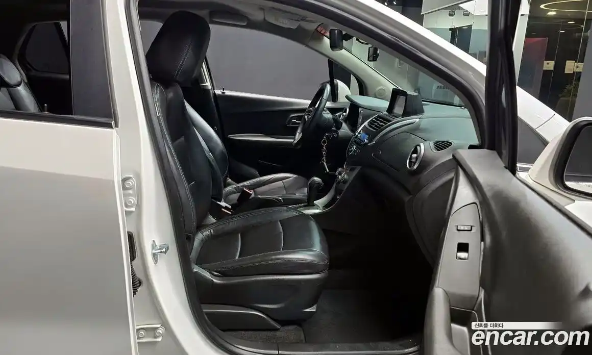 Chevrolet Trax 2014 1.4 Автомат в Москве № 103427, фото 11