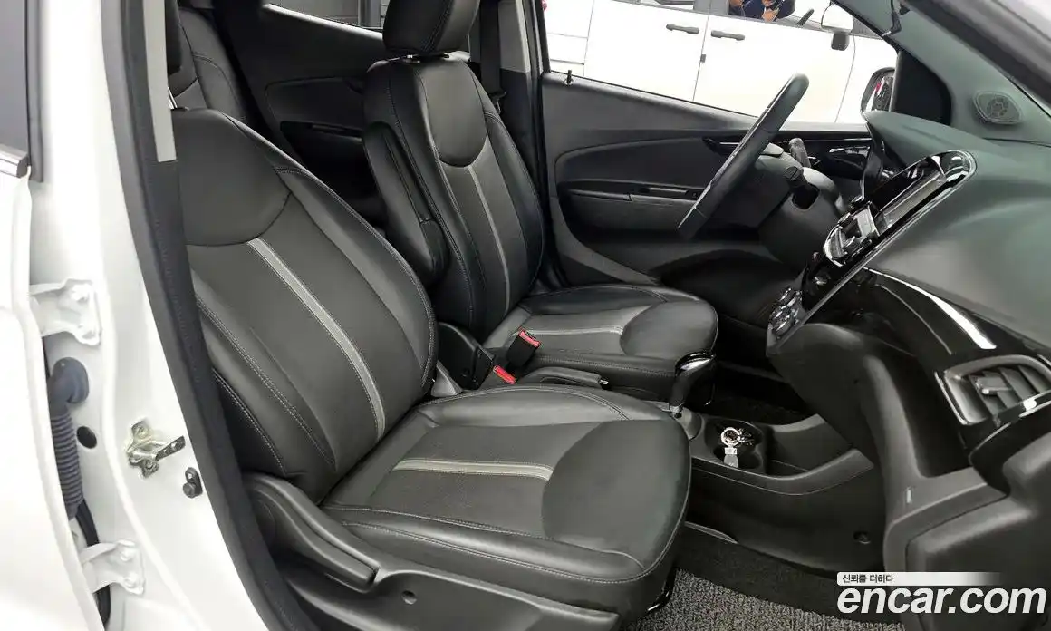 Chevrolet Spark 2021 1.0 Автомат в Москве № 103567, фото 1