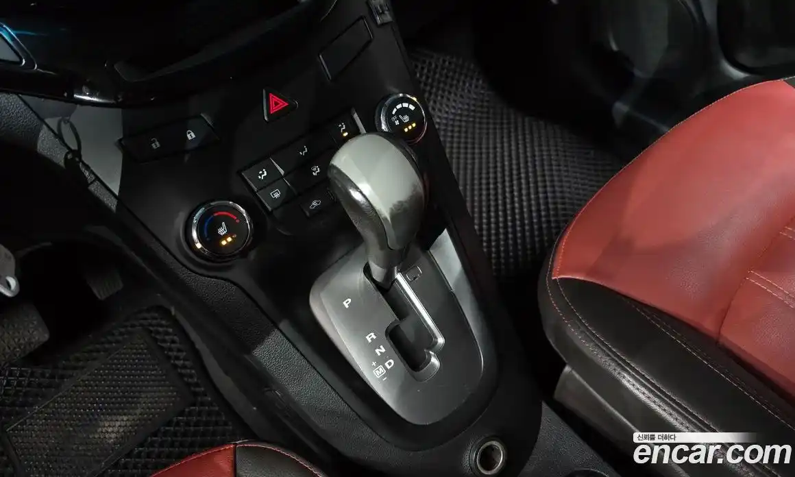 Chevrolet Orlando 2012 2.0 Автомат в Москве № 103947, фото 10