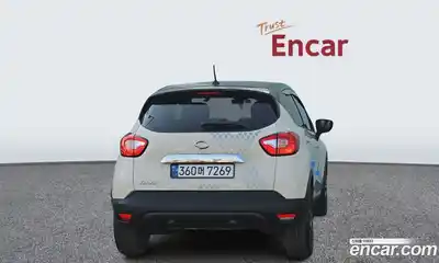 Renault QM3 2015 1.5 Автомат в Москве № 106128, миниатюра 12