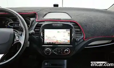 Renault QM3 2015 1.5 Автомат в Москве № 106128, миниатюра 3