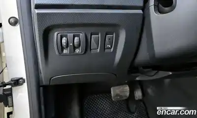 Renault QM3 2015 1.5 Автомат в Москве № 106128, миниатюра 4