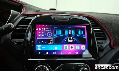 Renault QM3 2015 1.5 Автомат в Москве № 106128, миниатюра 7