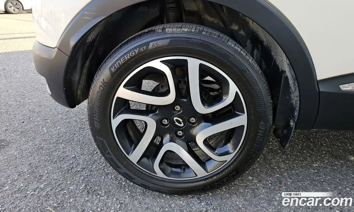 Renault QM3 2015 1.5 Автомат в Москве № 106128, фото 8