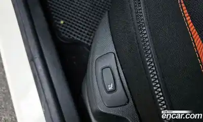 Renault QM3 2015 1.5 Автомат в Москве № 106128, миниатюра 9