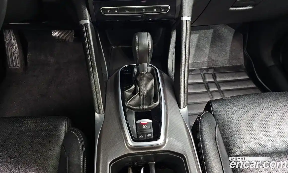 Renault QM6 2017 2.0 Автомат в Москве № 106187, фото 14