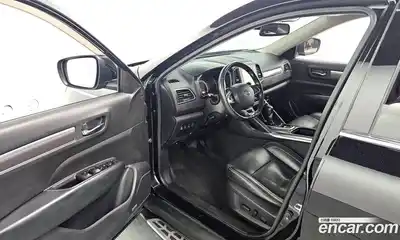 Renault QM6 2017 2.0 Автомат в Москве № 106187, миниатюра 2