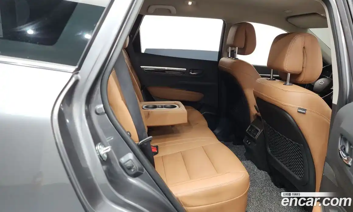 Renault QM6 2024 2.0 Автомат в Москве № 106460, фото 16