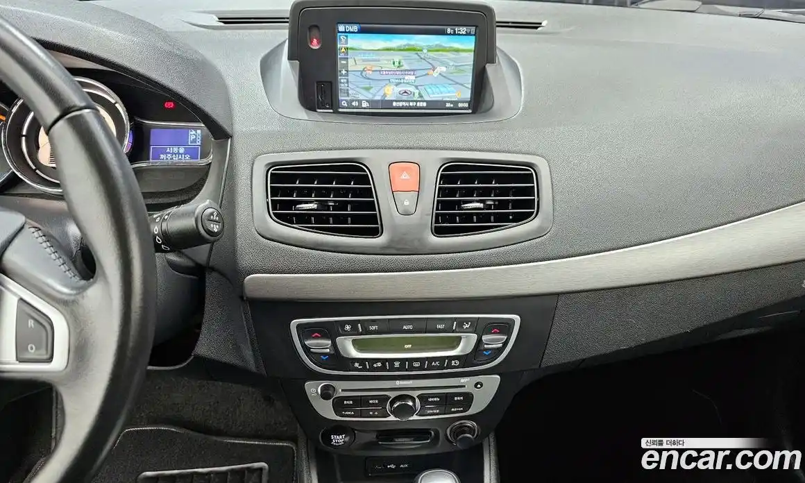 Renault SM3 2018 0.1 Автомат в Москве № 106879, фото 18