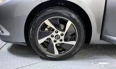 Renault SM3 2018 0.1 Автомат в Москве № 106879, миниатюра 5